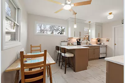 7112 W 114th Place, Worth, IL 60482 - Photo 8