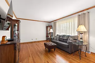 7112 W 114th Pl, Worth, IL 60482 - Photo 12