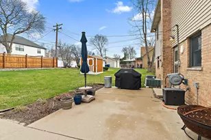 7112 W 114th Pl, Worth, IL 60482 - Photo 26