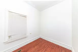 1016 S Oakley Blvd, Chicago, IL 60612 - Photo 14