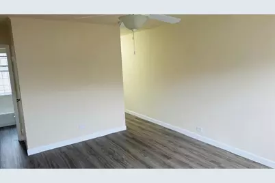 12827 Irving Avenue #4, Blue Island, IL 60406 - Photo 4