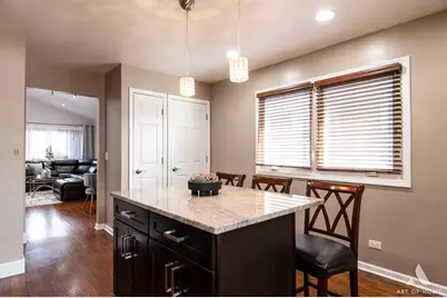 204 S Iowa Avenue, Addison, IL 60101 - Photo 18