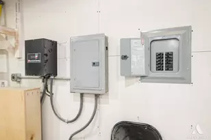 204 S Iowa Ave, Addison, IL 60101 - Photo 42