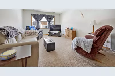 326 Edward Street, Sycamore, IL 60178 - Photo 26