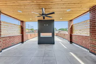 1920 W Fletcher St, Chicago, IL 60657 - Photo 8