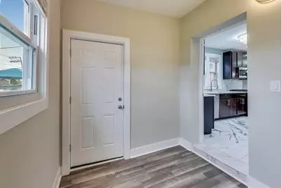 10229 S Calumet Avenue, Chicago, IL 60628 - Photo 16