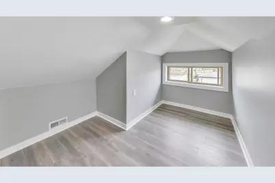 10229 S Calumet Avenue, Chicago, IL 60628 - Photo 26