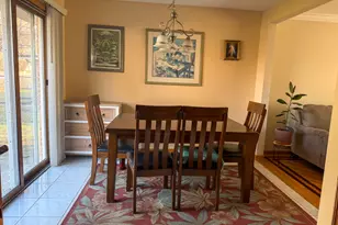 10631 S Lori Ln, Palos Hills, IL 60465 - Photo 4