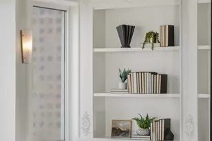 111 E Chestnut St, Chicago, IL 60611 - Photo 8