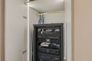 111 E Chestnut St, Chicago, IL 60611 - Photo 82