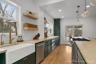 705 Spring Beach Way, Cary, IL 60013 - Photo 2