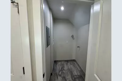 11844 S Lowe Avenue, Chicago, IL 60628 - Photo 8