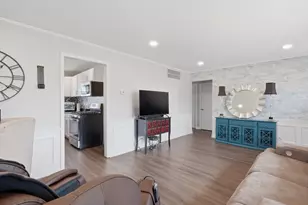 314 Seminole St, Park Forest, IL 60466 - Photo 6