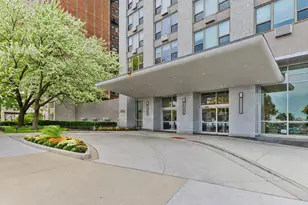 1550 N Lake Shore Dr, Chicago, IL 60610 - Photo 2