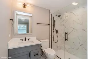 114 Michigan Ave, Highwood, IL 60040 - Photo 12