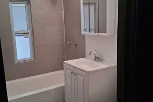 5932 S Parnell Ave, Chicago, IL 60621 - Photo 2