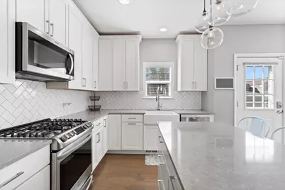 3834 N Milwaukee Court, Chicago, IL 60641 - Photo 10