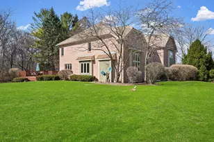 16693 W Cherrywood Ln, Wadsworth, IL 60083 - Photo 2