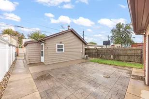 5817 W 64th St, Chicago, IL 60638 - Photo 2