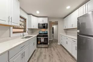 5817 W 64th St, Chicago, IL 60638 - Photo 4