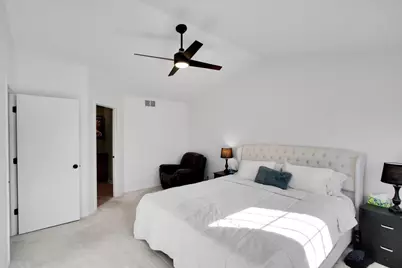 130 Whitehall Court, Grayslake, IL 60030 - Photo 16