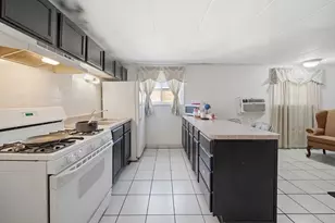 5470 S Archer Ave, Chicago, IL 60638 - Photo 4
