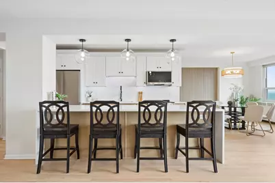 3180 N Lake Shore Drive #13C, Chicago, IL 60657 - Photo 4