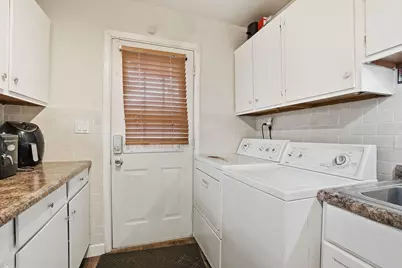 2212 W Capri Avenue, Joliet, IL 60436 - Photo 8