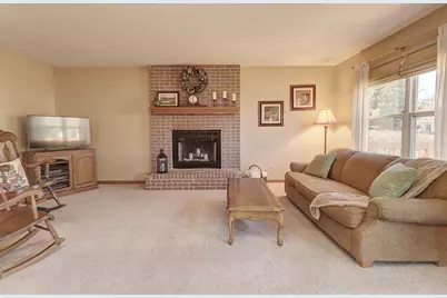 2117 Wesmere Lakes Drive, Plainfield, IL 60586 - Photo 8