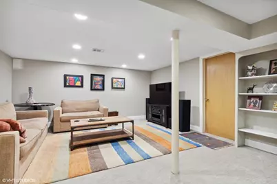 384 Hastings Avenue, Highland Park, IL 60035 - Photo 18