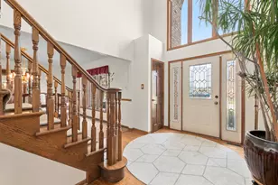 15631 Harbor Town Dr, Orland Park, IL 60462 - Photo 2