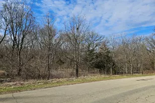 2616 N 3689th Rd, Sheridan, IL 60551 - Photo 1