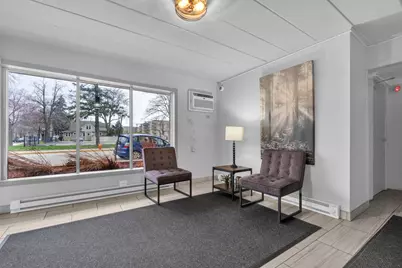 320 Circle Avenue #404, Forest Park, IL 60130 - Photo 14