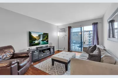 320 Circle Avenue #404, Forest Park, IL 60130 - Photo 6