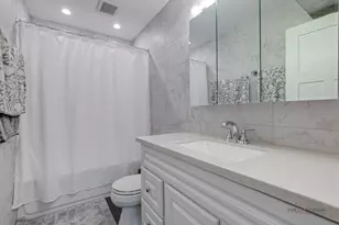 615 Tralee Ct, Schaumburg, IL 60193 - Photo 12