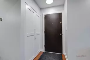 615 Tralee Ct, Schaumburg, IL 60193 - Photo 2