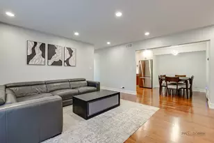 615 Tralee Ct, Schaumburg, IL 60193 - Photo 6