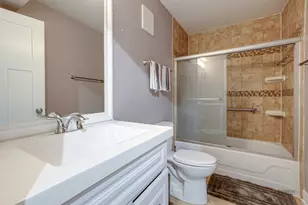 615 Tralee Ct, Schaumburg, IL 60193 - Photo 14