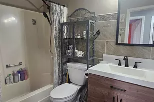 1353 Spring Valley Dr, Carol Stream, IL 60188 - Photo 16