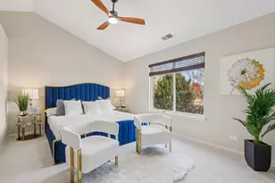 2060 Lyndhurst Ln, Aurora, IL 60503 - Photo 16