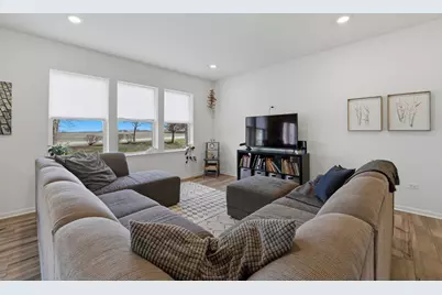 8515 Rosehall Drive, Joliet, IL 60431 - Photo 8