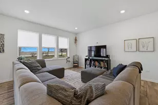 8515 Rosehall Dr, Joliet, IL 60431 - Photo 8