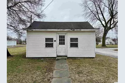 718 - 718 1/2 Buchanan, Carthage, IL 62321 - Photo 1