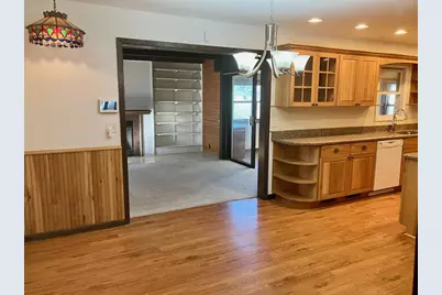 302 W Meadow Street, Polo, IL 61064 - Photo 6