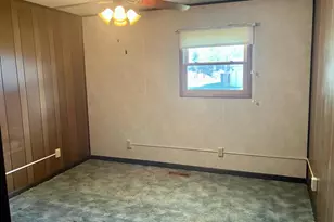 302 W Meadow St, Polo, IL 61064 - Photo 22