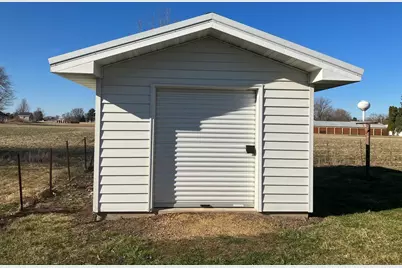 302 W Meadow Street, Polo, IL 61064 - Photo 40