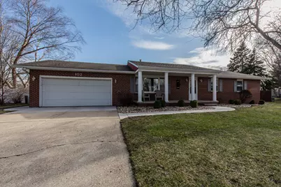 102 Raven Court, Morris, IL 60450 - Photo 2