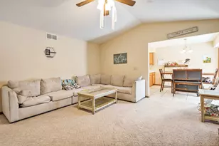 136 Harvest Glenn Dr, Davis Junction, IL 61020 - Photo 32