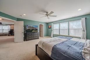 313 Monument Rd, Elgin, IL 60124 - Photo 34