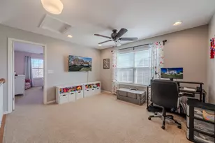 313 Monument Rd, Elgin, IL 60124 - Photo 36